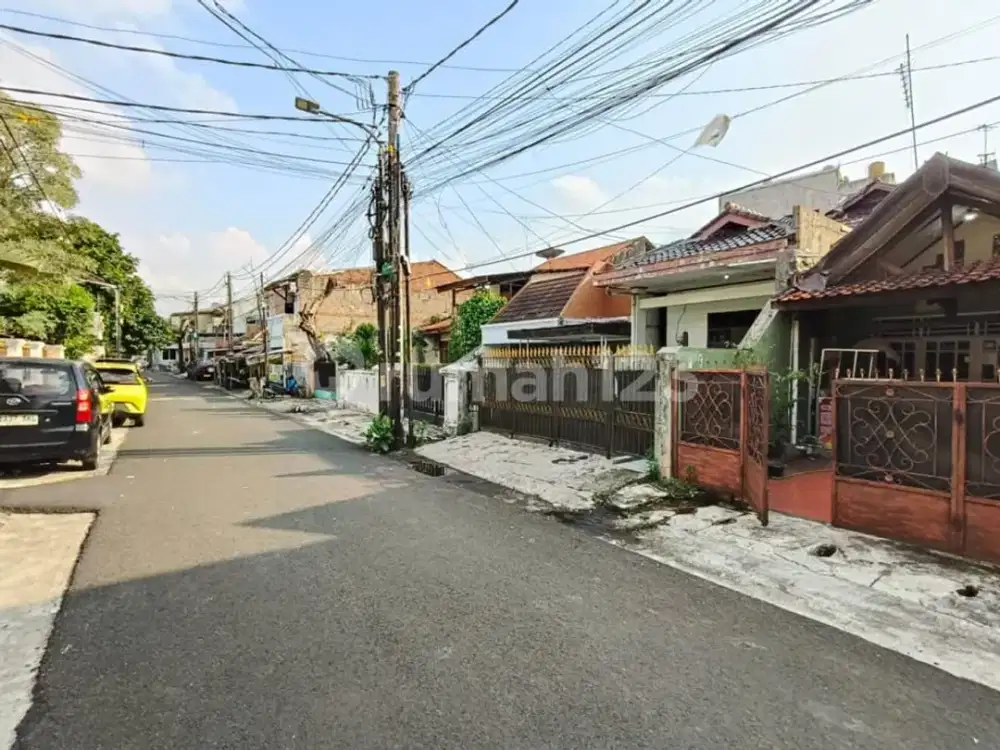 12 Juta Permeter Akses 2 Mobil Lebar Tebet, Deket Abdullah Syafei
