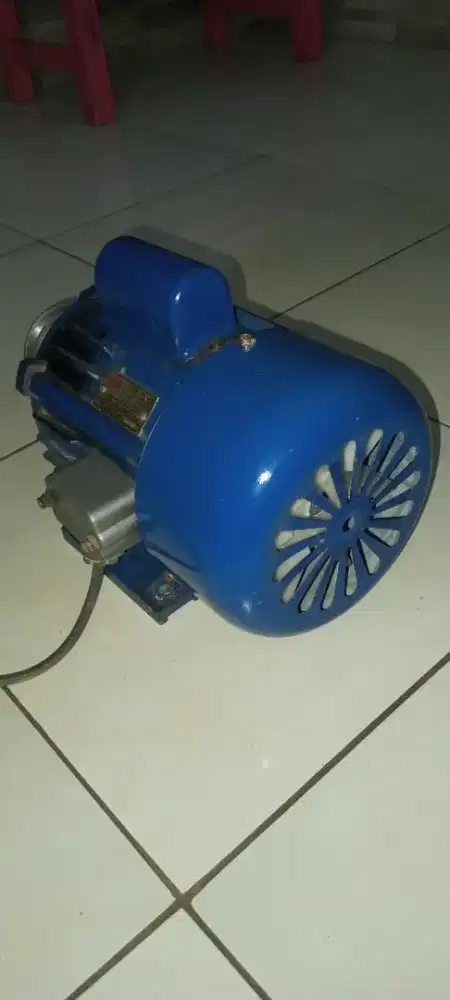 motor/dinamo pengerak