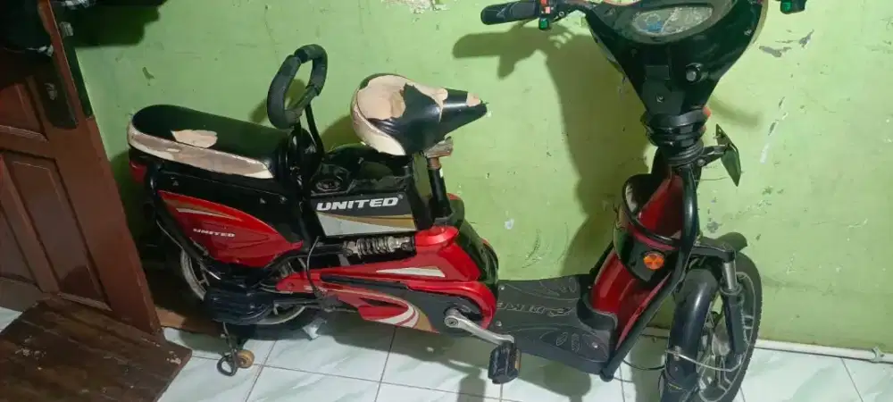 Sepeda listrik united
