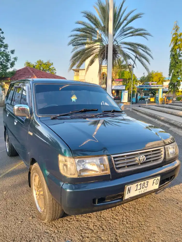 TOYOTA KIJANG LGX KAPSUL 1.8