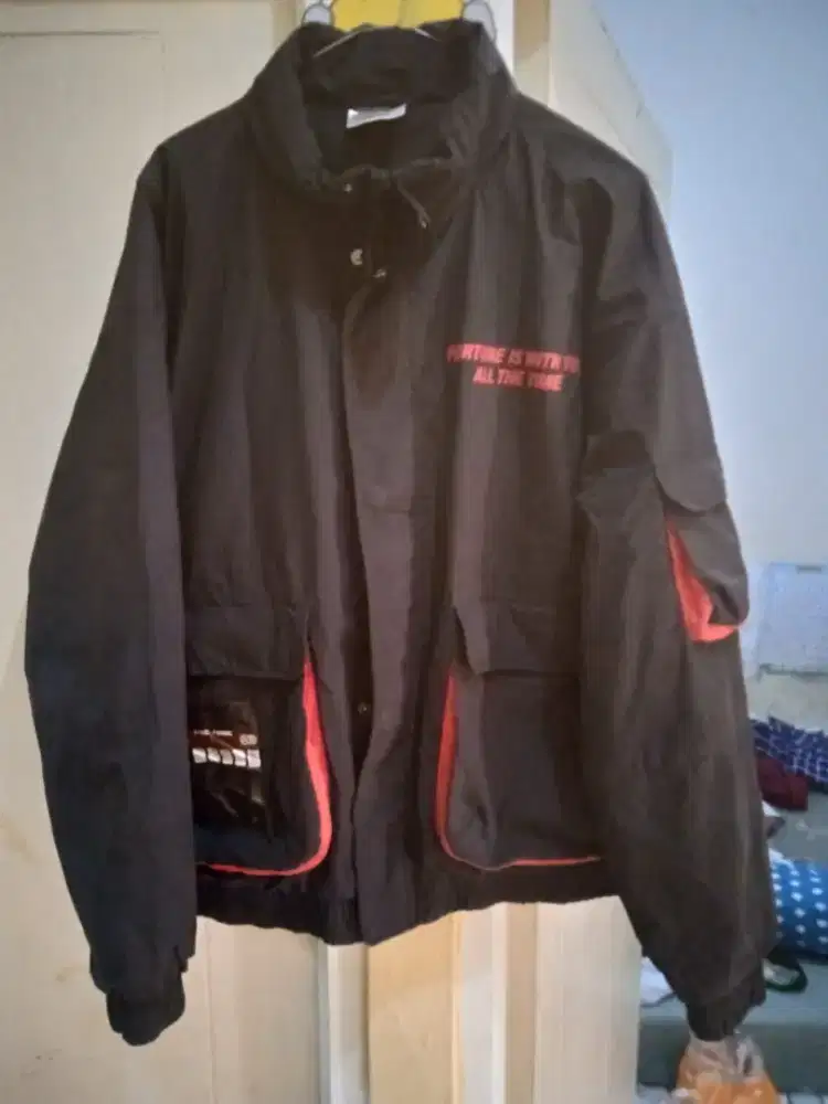 Jaket bomber parka