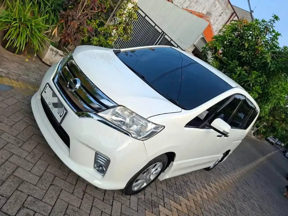 Nissan Serena 2.0 HWS Star Panoramic Bsn Matic/At  2013 Super Istimewa