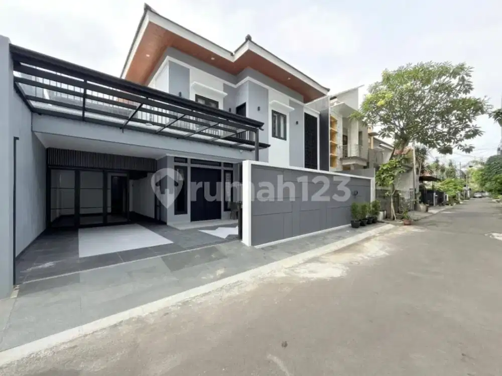 Tebet Rumah Mewah Jalan 2 Mobil Full Renovasi