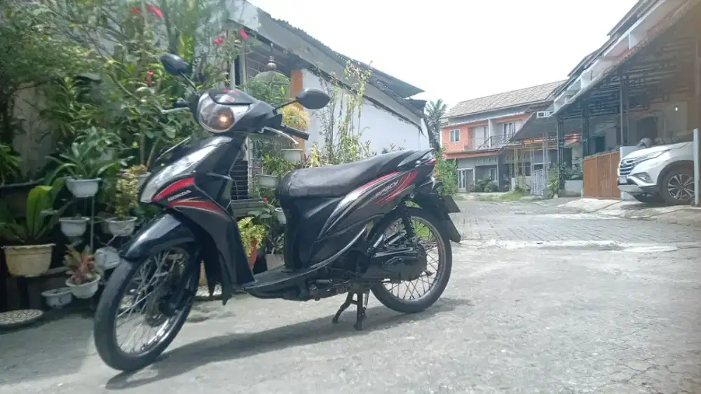 HONDA SPACY 2012