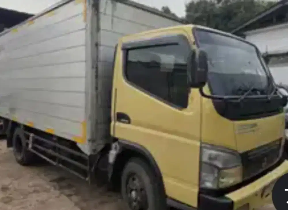 MITSUBISHI TRUK FE73 SOLAR 2010
