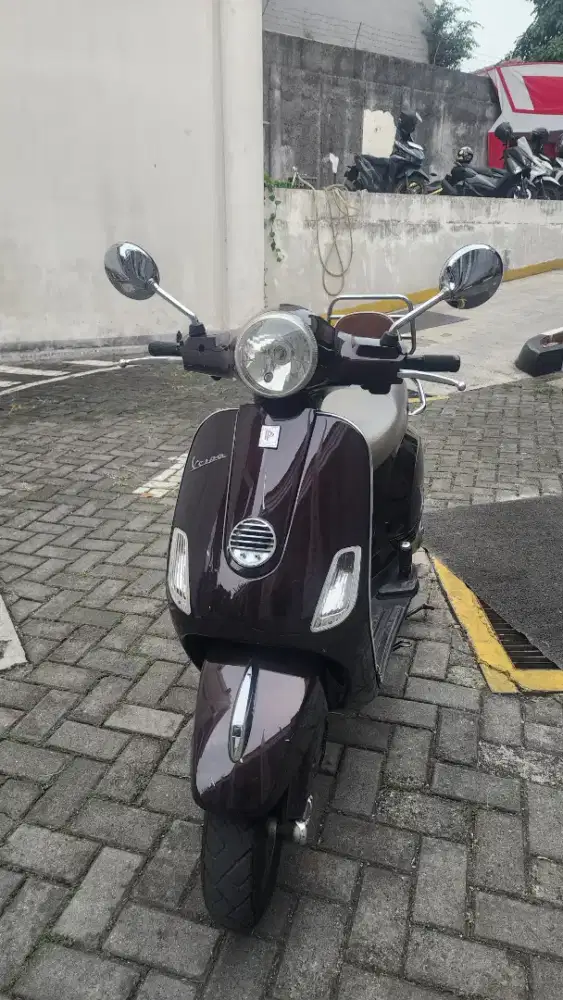 Vespa LX 150 Tahun 2012