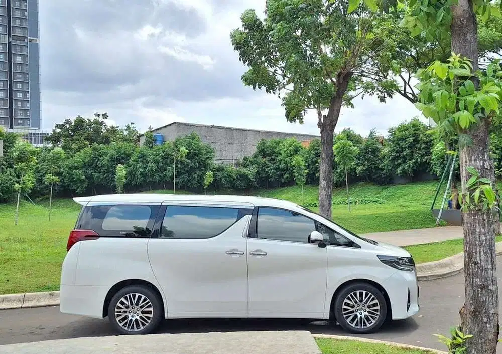 Toyota Alphard 2015 Bensin