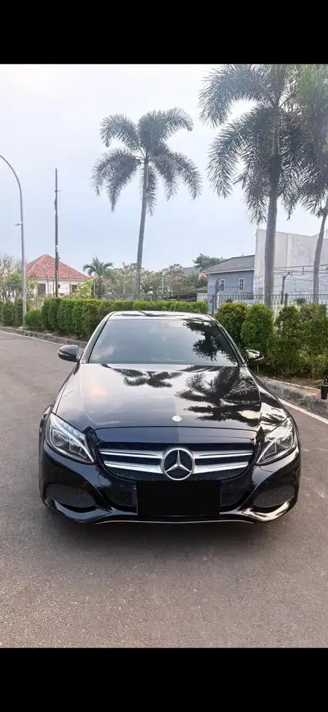 Dijual mobil Mercedez Benz C200 AT (W205) CKD 2016 Warna Hitam