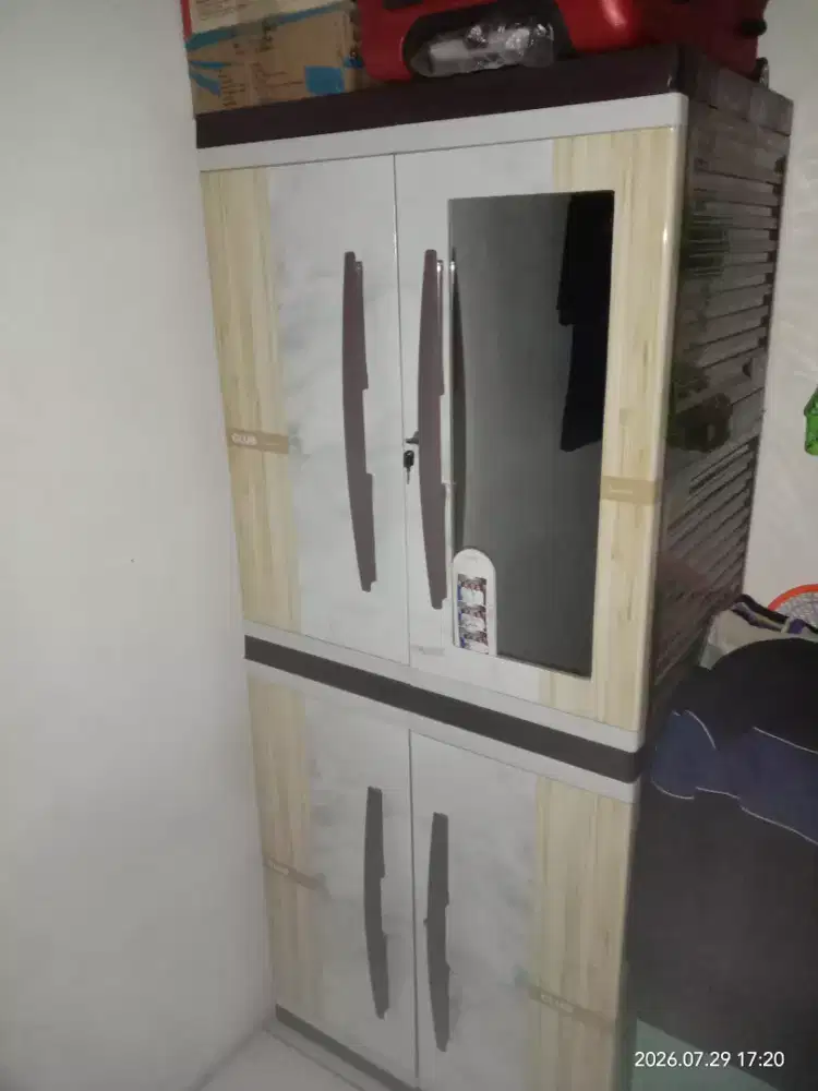Lemari plastik 4 susun