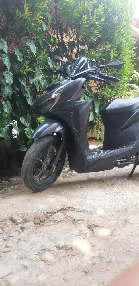 Dijual Motor Honda New Vario 150CC Keyless Tahun 2019