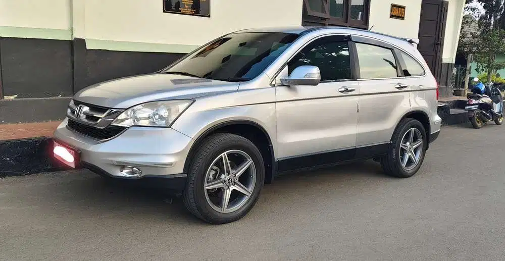 Honda CR-V 2011 Bensin