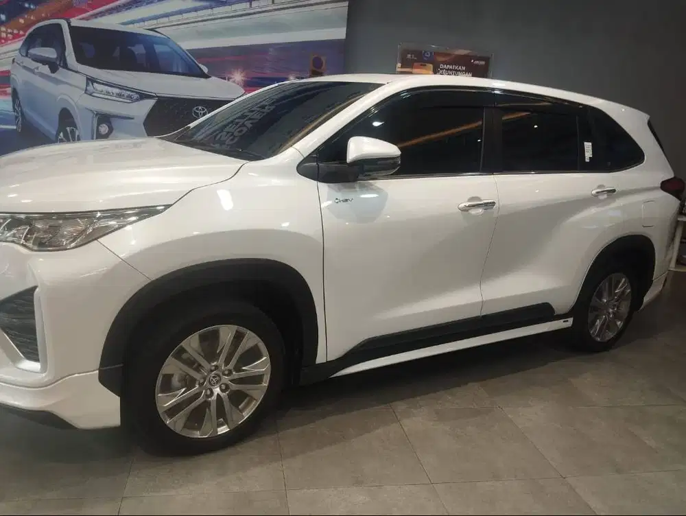 SPESIAL PROMO GIIAS Toyota Zenix Q Hybrid 2026