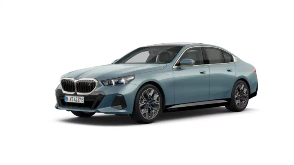 BMW i5 M60 xDrive Listrik-AT