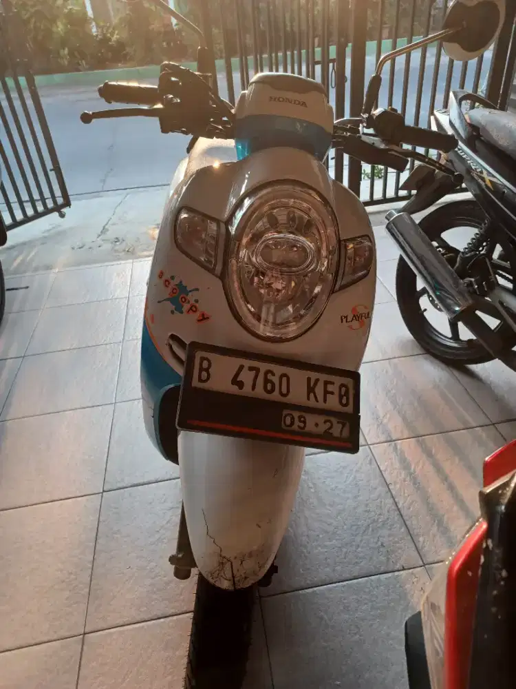 Dijual   motor   honda  scoopy  thn 2017