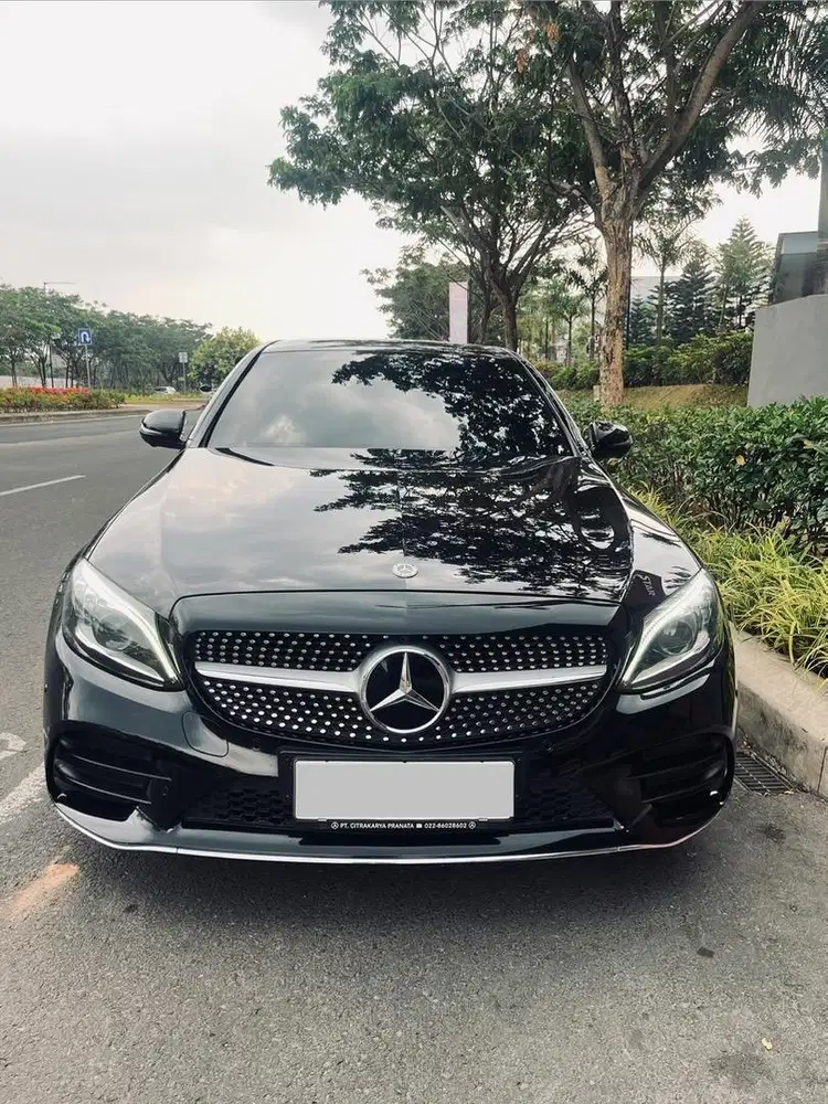 Mercedes-Benz C300 2019 Bensin