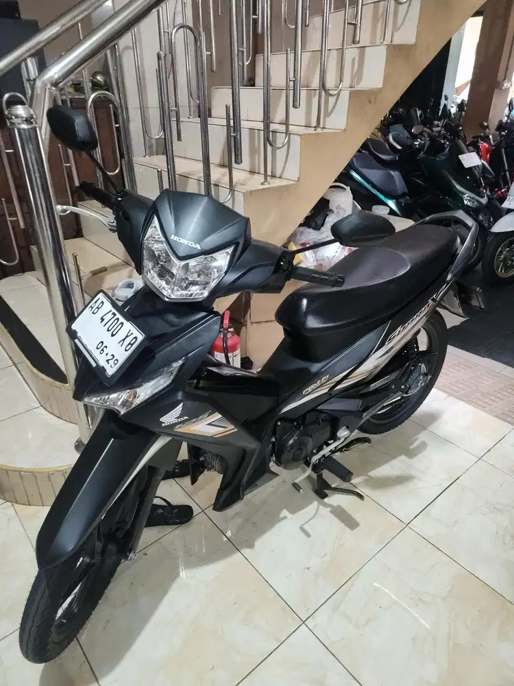 Supra 125 cw f1 hitam doff 2024 mulus Gbm