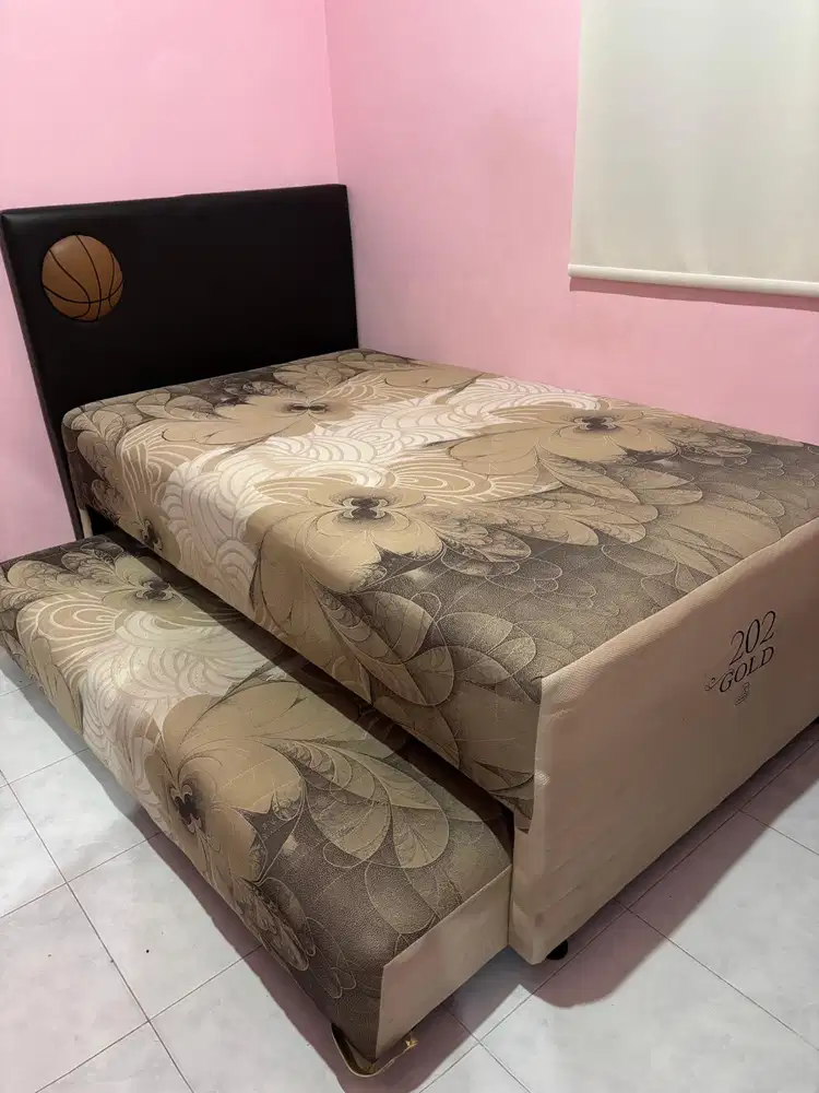 Kasur bekas Airland 202 Gold 120x200 (atas bawah)
