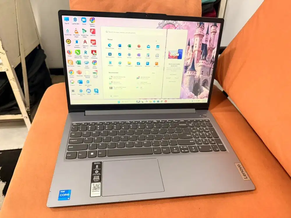 Laptop Desain Lenovo Slim 3i Core i5 gen 12 Ram 16