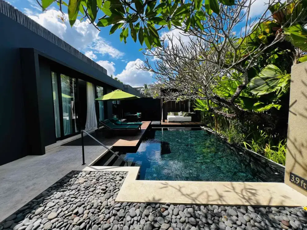 Dijual Villa W Seminyak Bali
Dalam Kawasan Hotel Hotel Berbintang 5
