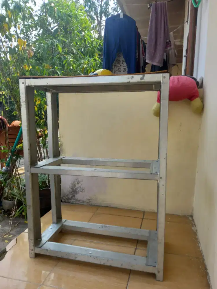 Rak baja ringan baru stok lama