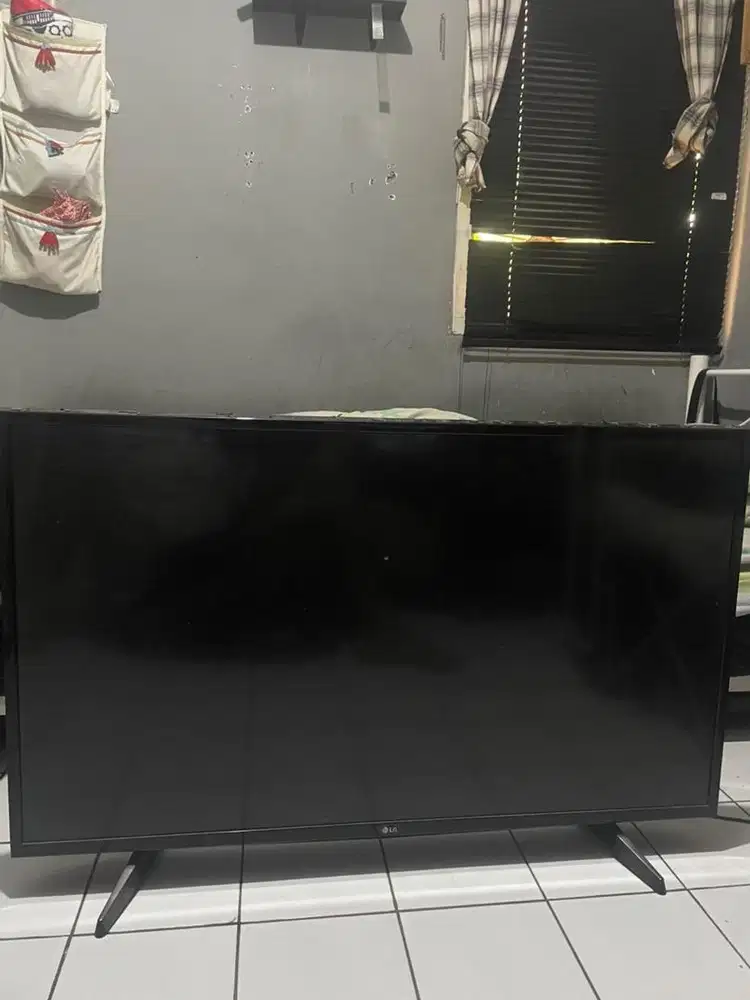 LG 43-inch 4K Ultra HD Smart LED