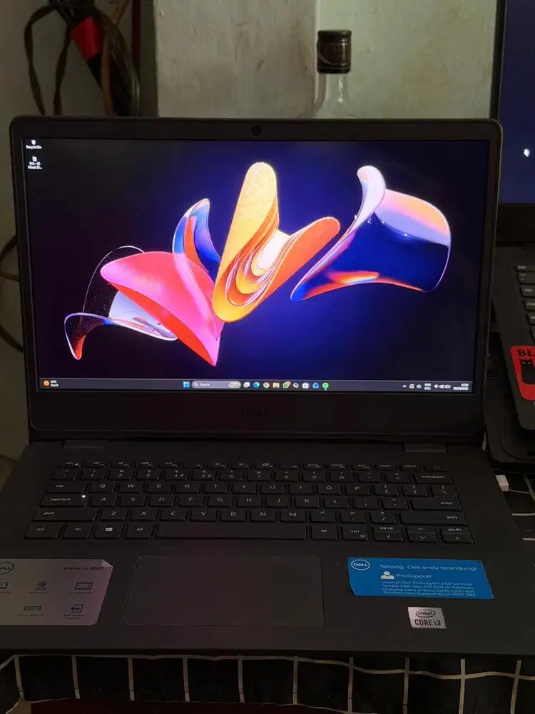 Laptop Dell Vostro 14 3000
