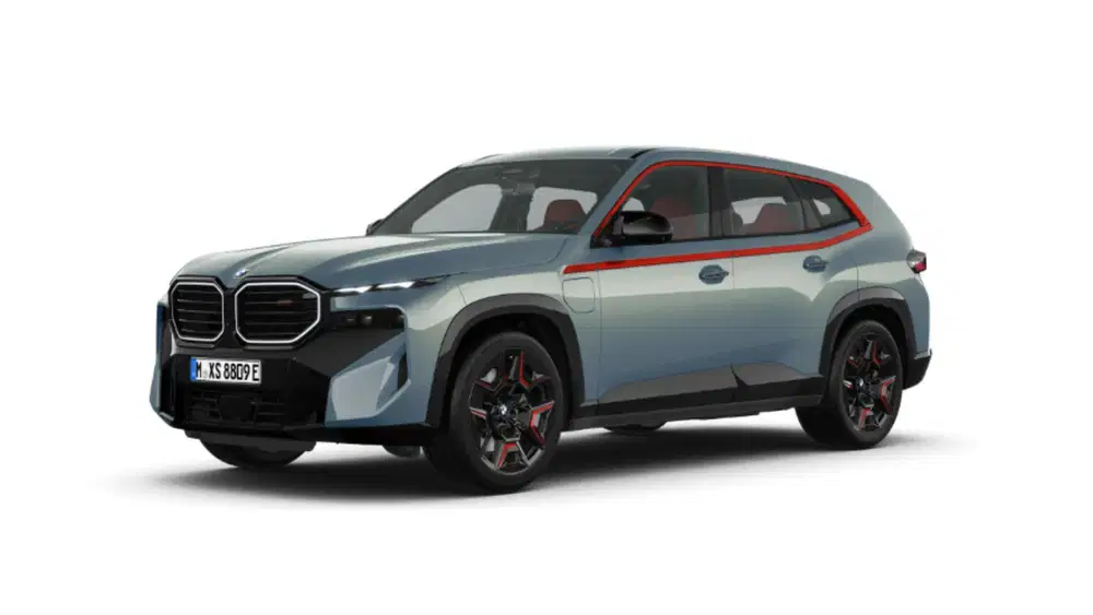 BMW XM 4.4 Label Red Hybrid-AT