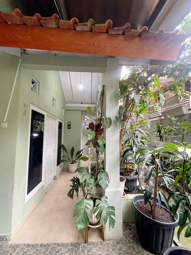 Rumah siap huni di jl. nagrog ujungberung