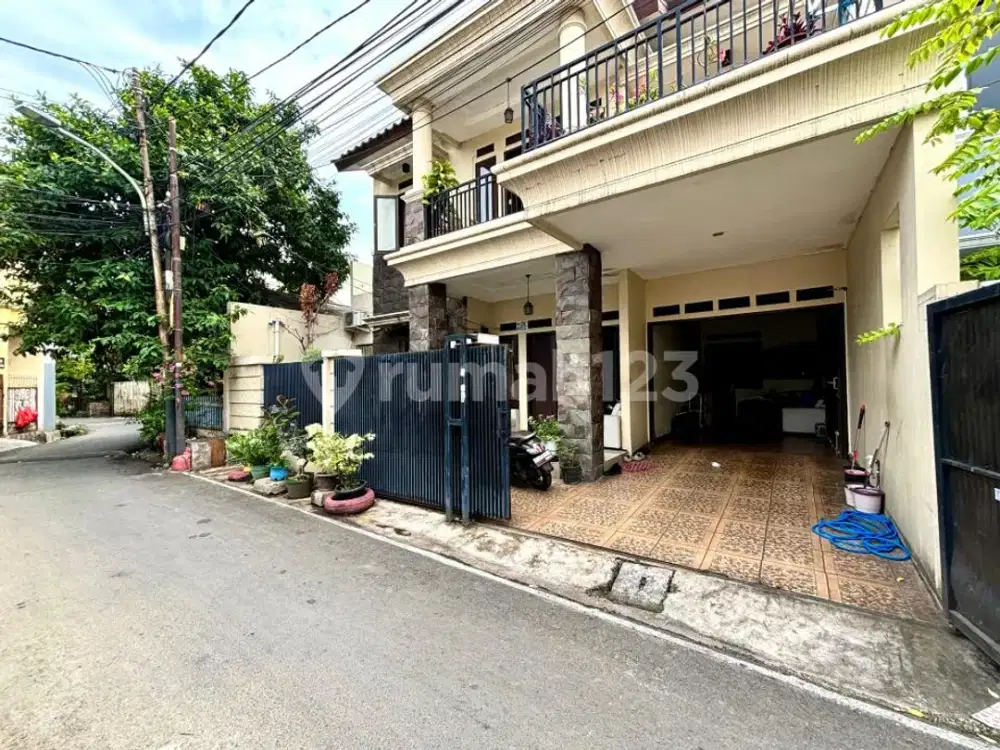 Rumah Siap Huni Lokasi Strategis Dekat Ke Area Bisnis