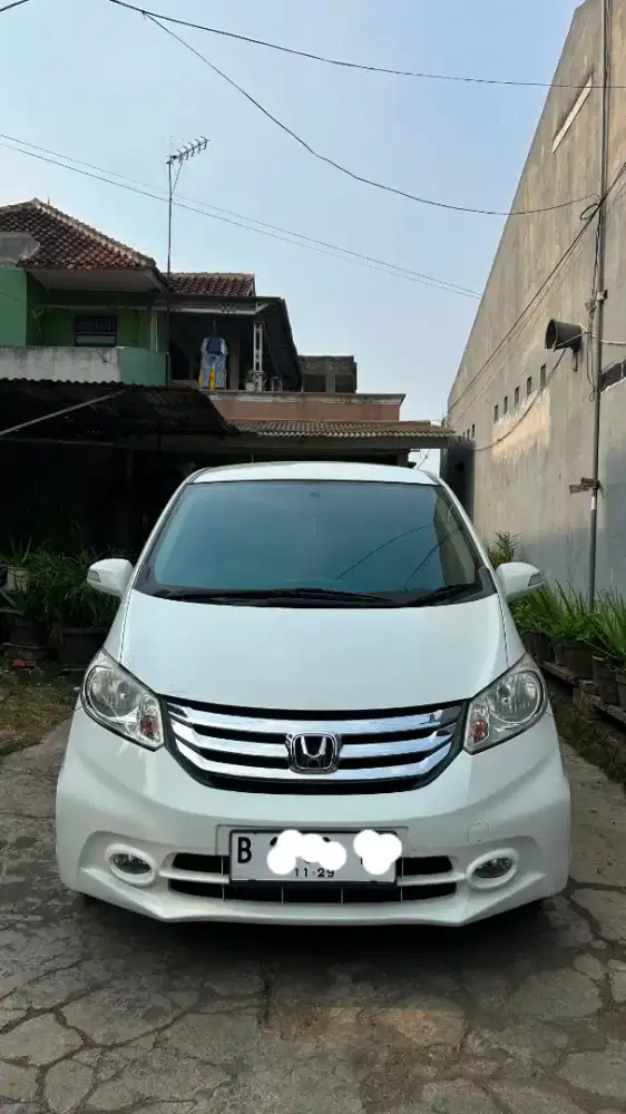 Honda Freed 1.5 PSD Double Blower Audio Steer 2014