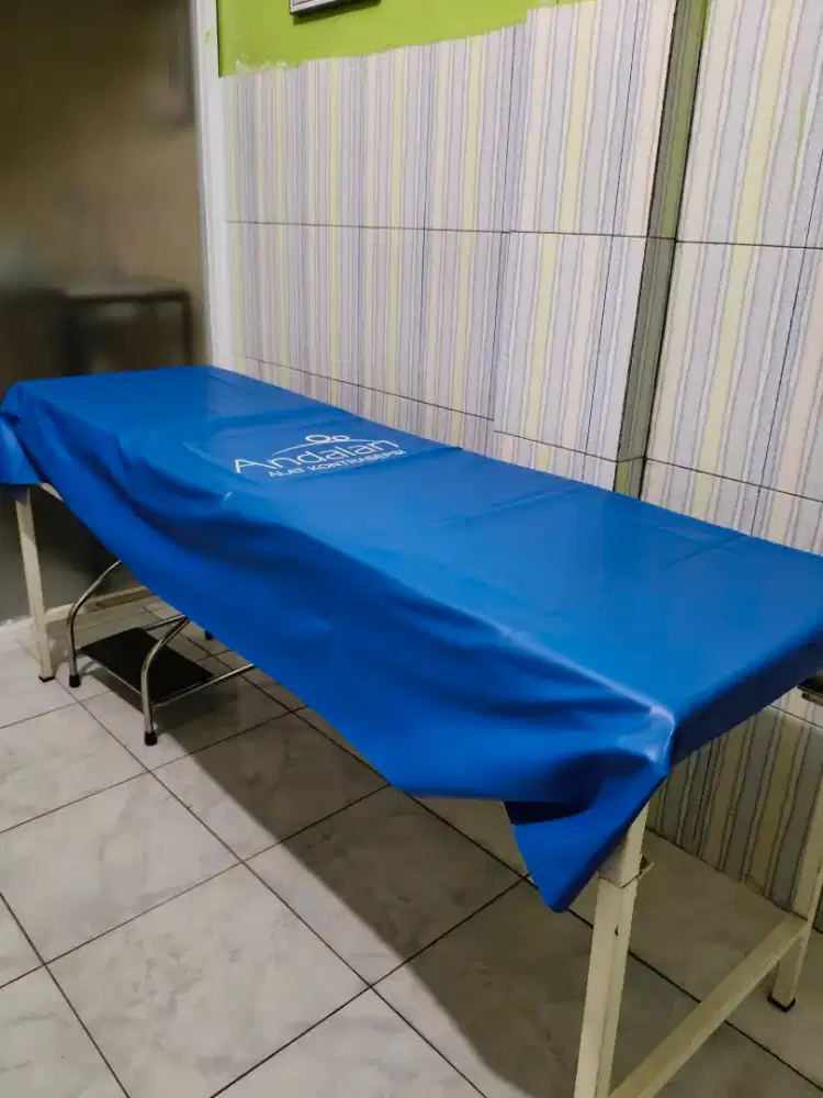 Bed periksa klinik