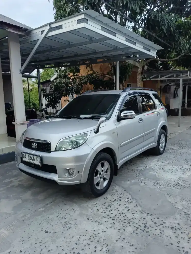 Toyota rush s matic