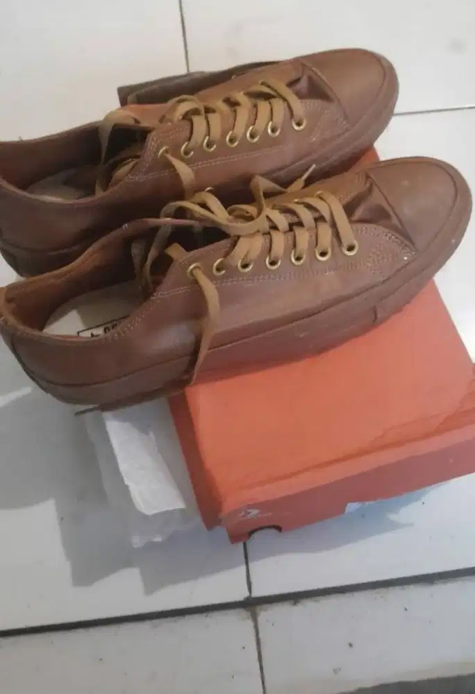 Sepatu Converse