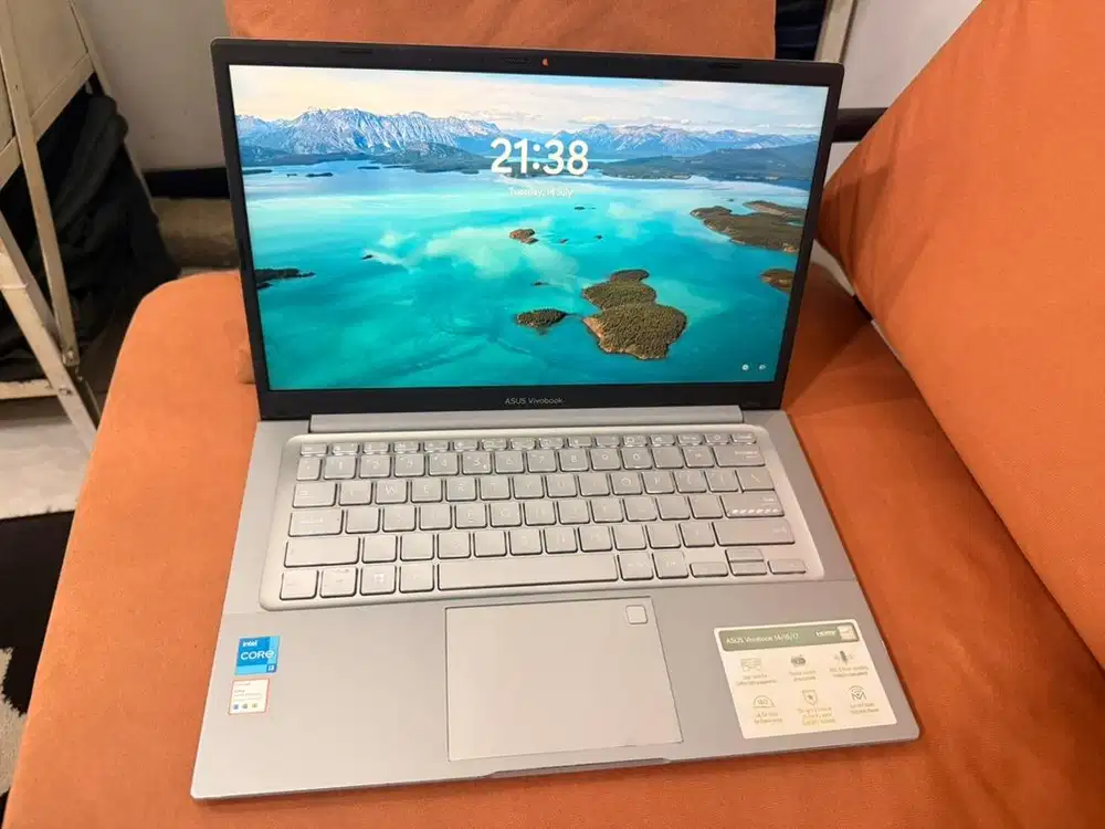 Laptop Desain Asus Vivobook X1404ZA Core i3 gen 12