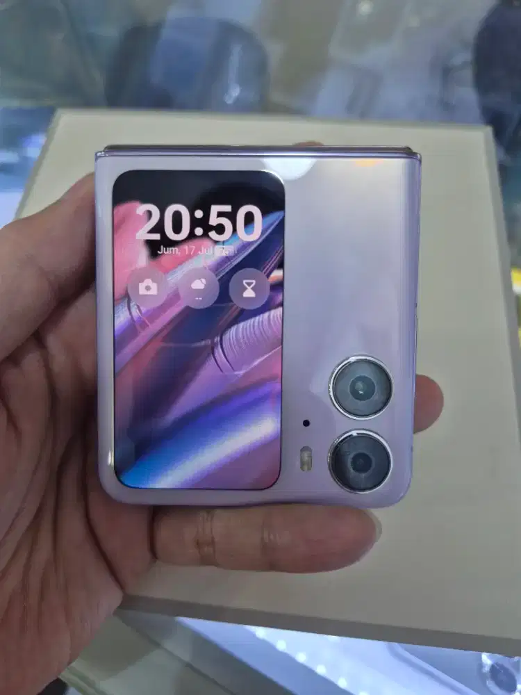 Oppo Reno Find N2 Flip ram 8/256gb