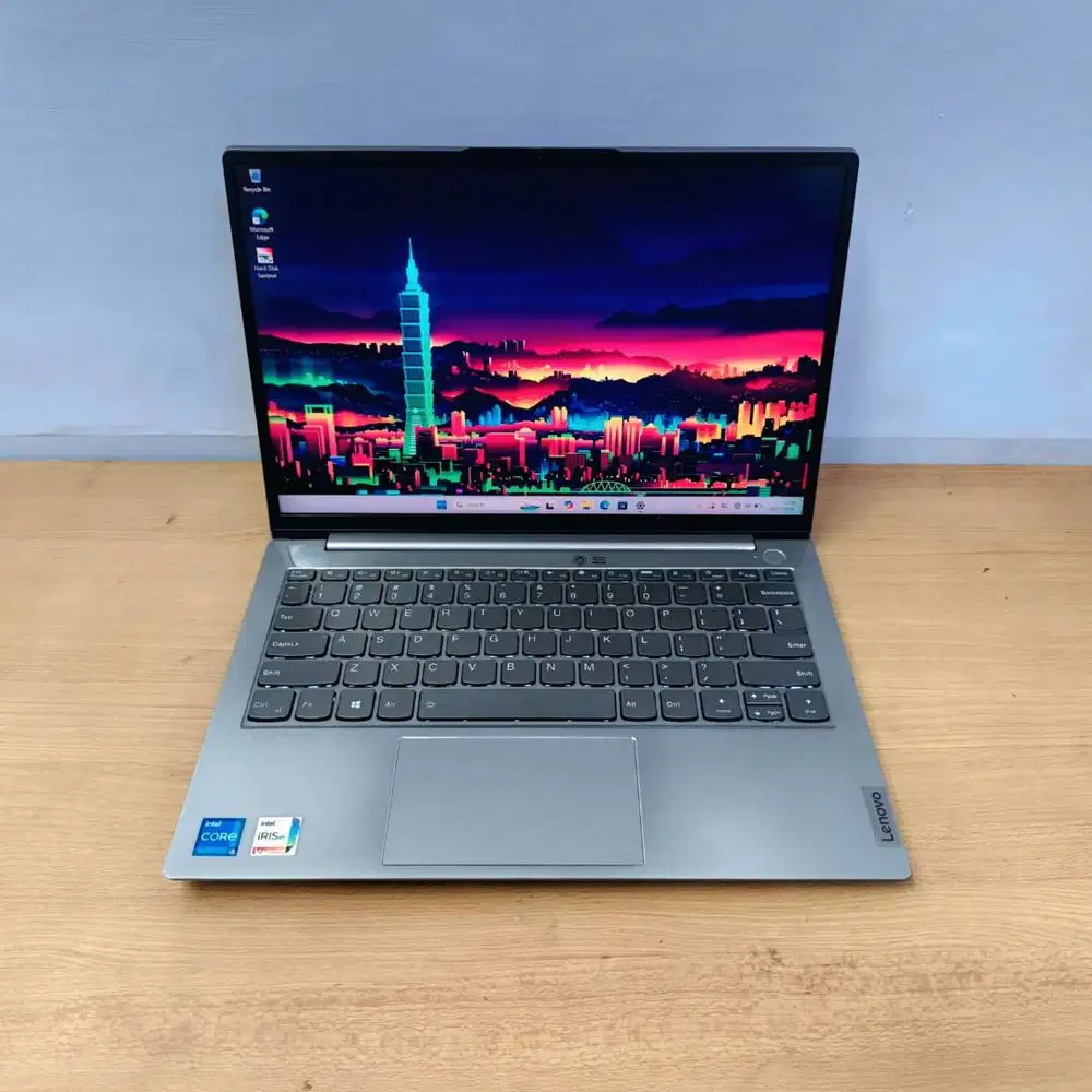 Lenovo Thinkbook 13s Core i5 Gen 11th Ram 16GB SSD 256GB backlite