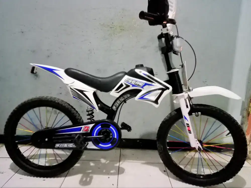 Dijual sepeda BMX trail mrek BNB ring 18 kondisi bagus Keker normal