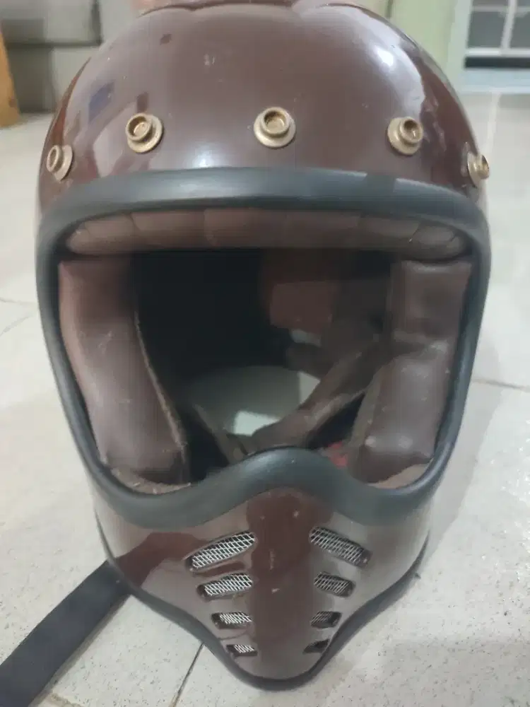 Helm cakil custom coklat