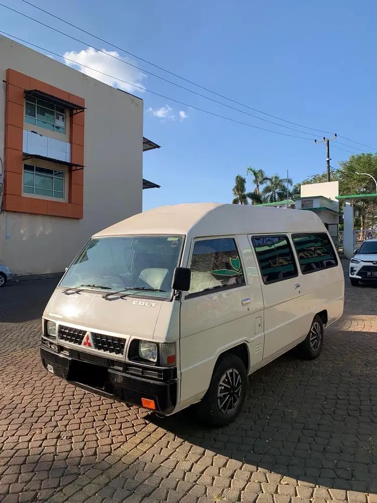 Mitsubishi L300 Minibus Km 5000