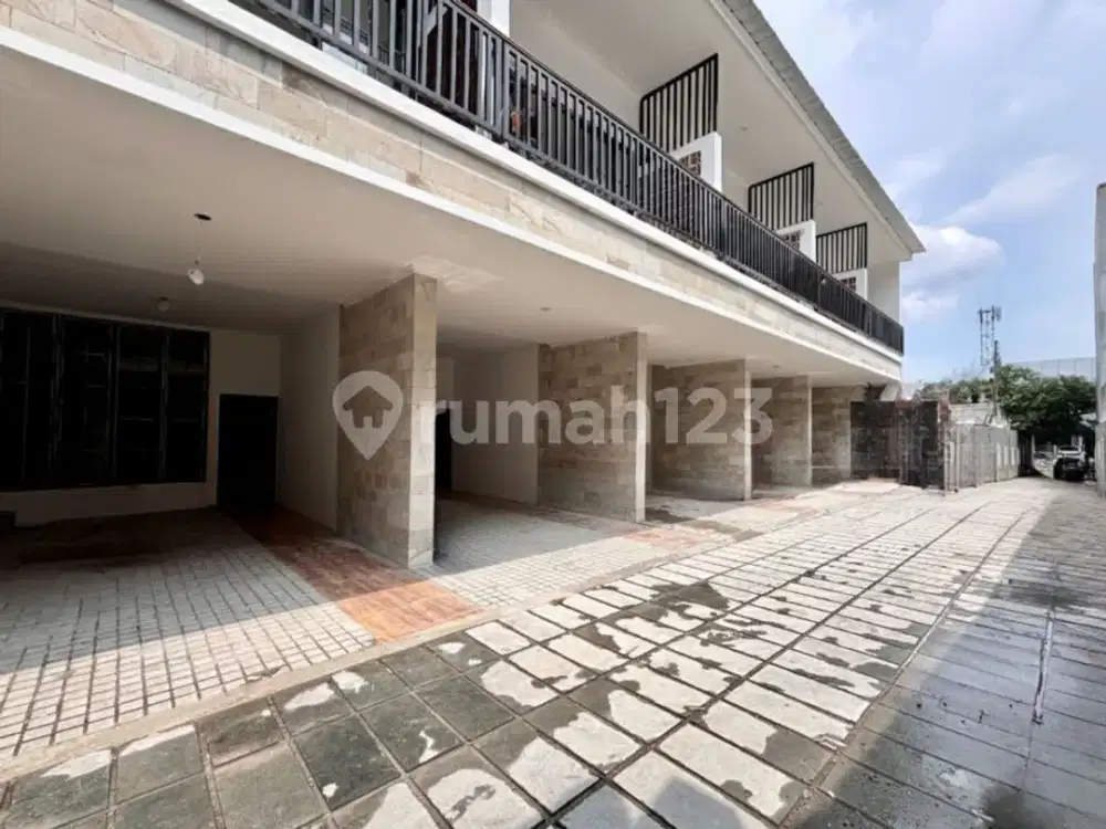 Townhouse Tebet - 3 Units Left ! One Gate System