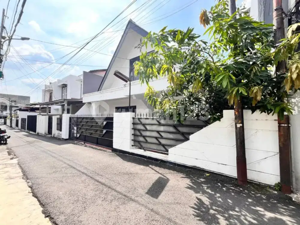 15 Jt-an/m Rumah Siap Huni Akses Mudah Tebet