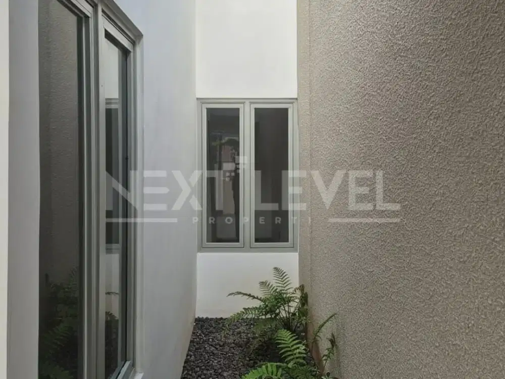 Dijual Rumah Darmo Harapan Minimalis Strategis Siap Huni