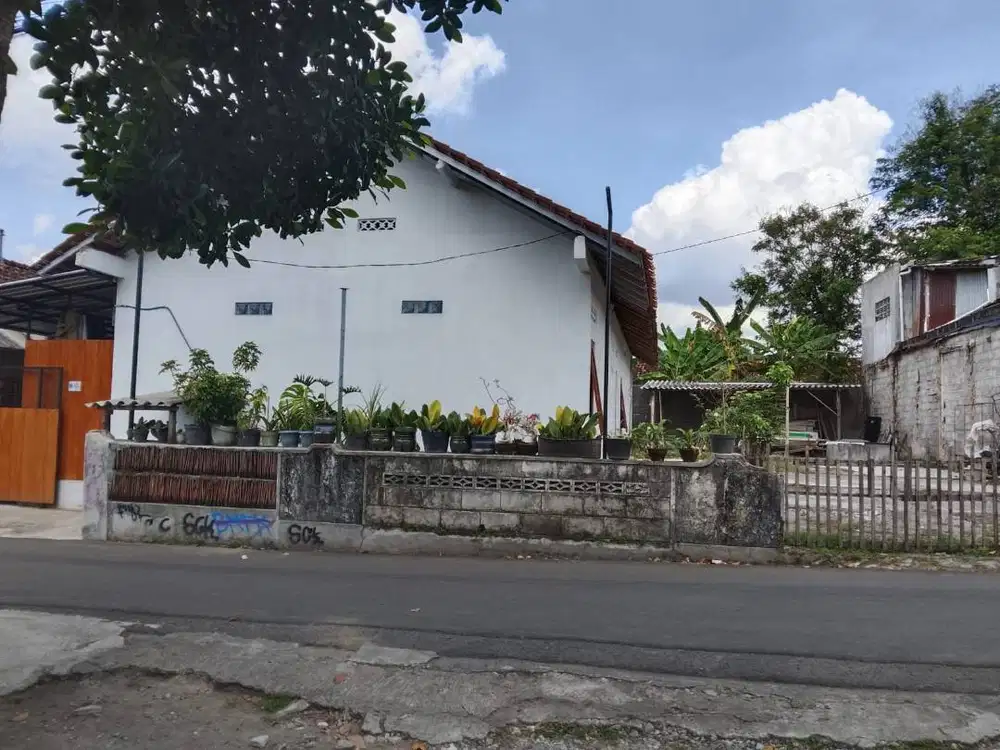 Tanah + Kos dekat Kampus UNU, UMY, UNJAYA, STIKES, ALMAATA 359M2 SHM