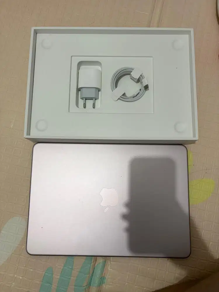 Macbook neo 8/256
