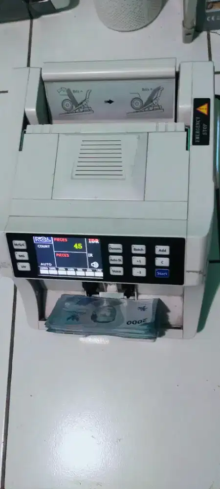 Mesin hitung uang Dynamic/NCL