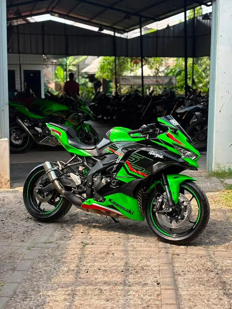 ZX25RR LOW KM ANTIK