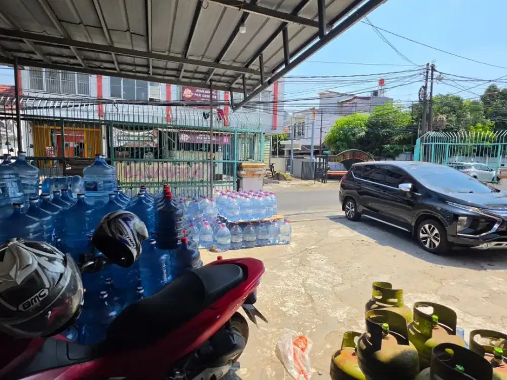 Disewakan Rumah pinggir jalan cocok untuk usaha di galaxy bekasi
