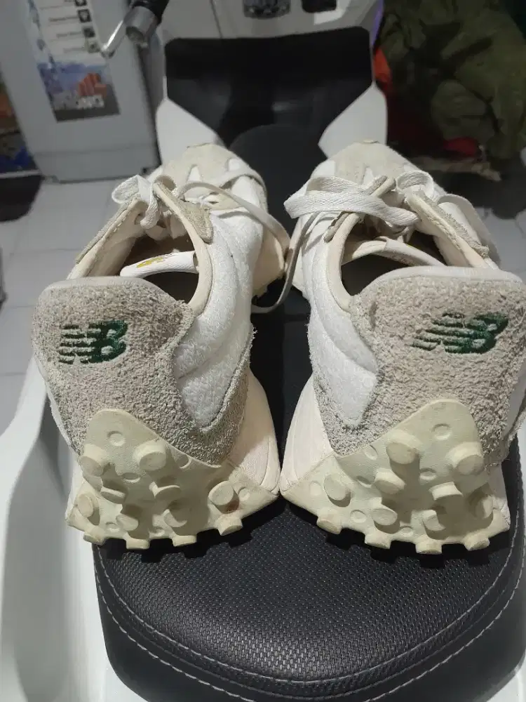 Sepatu New balance tipe 327