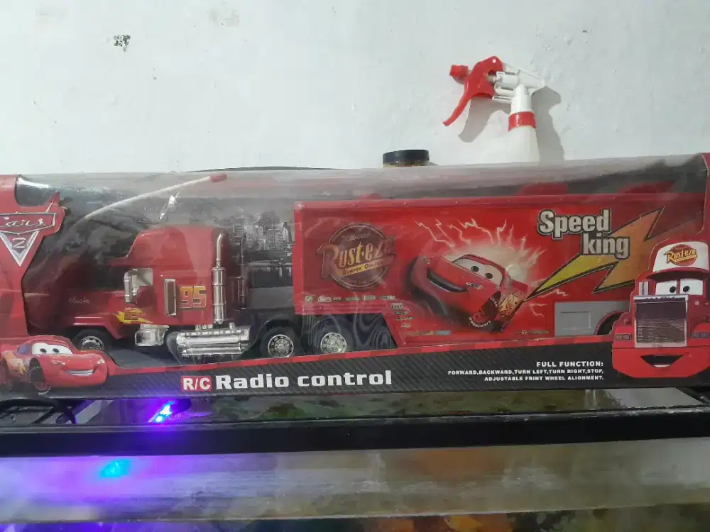 Mainan anak mobil remot truk MC queen
