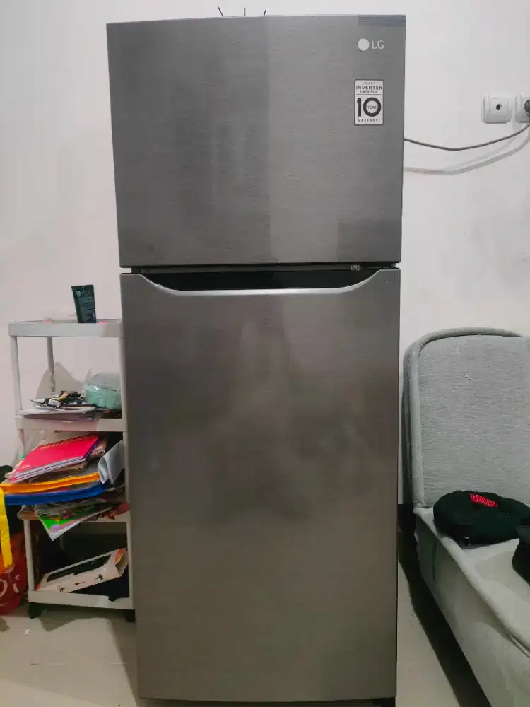 KULKAS 2 PINTU LG SMART INVERTER GARANSI 10 TAHUN